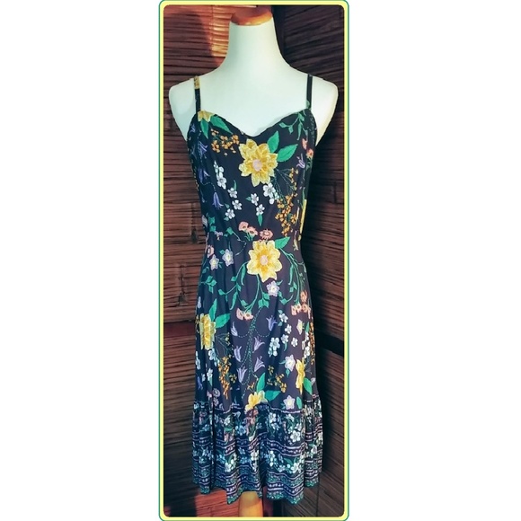 Old Navy Dresses & Skirts - Old Navy Flowered Blue Summer Sun Dress Ladies XL